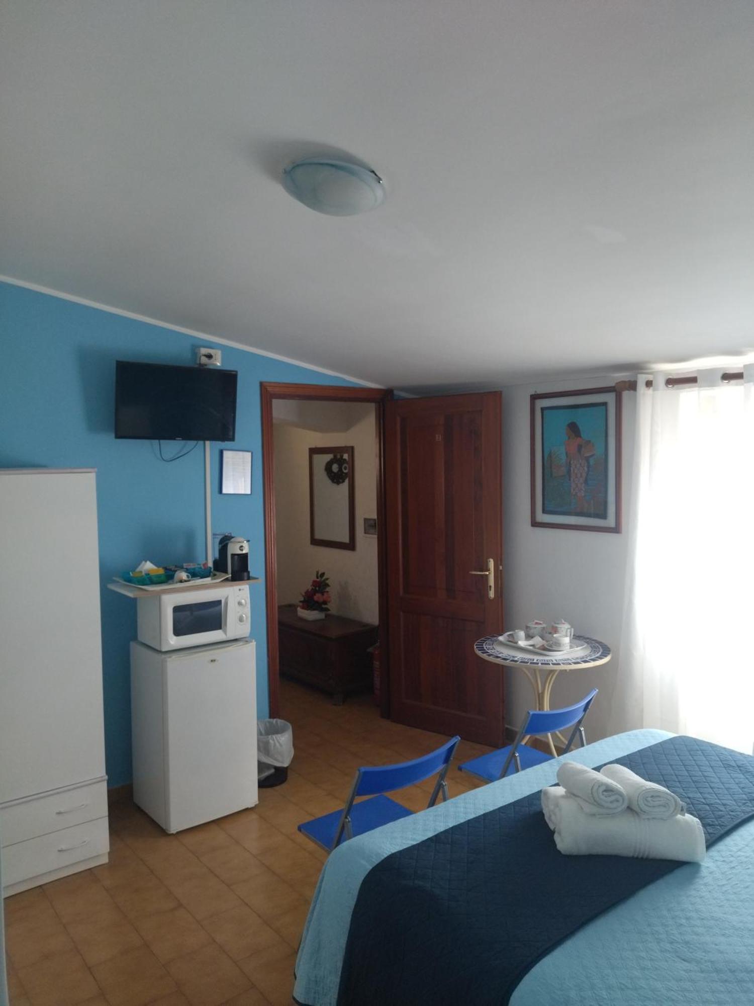 B&B La Pace Ardea Kültér fotó